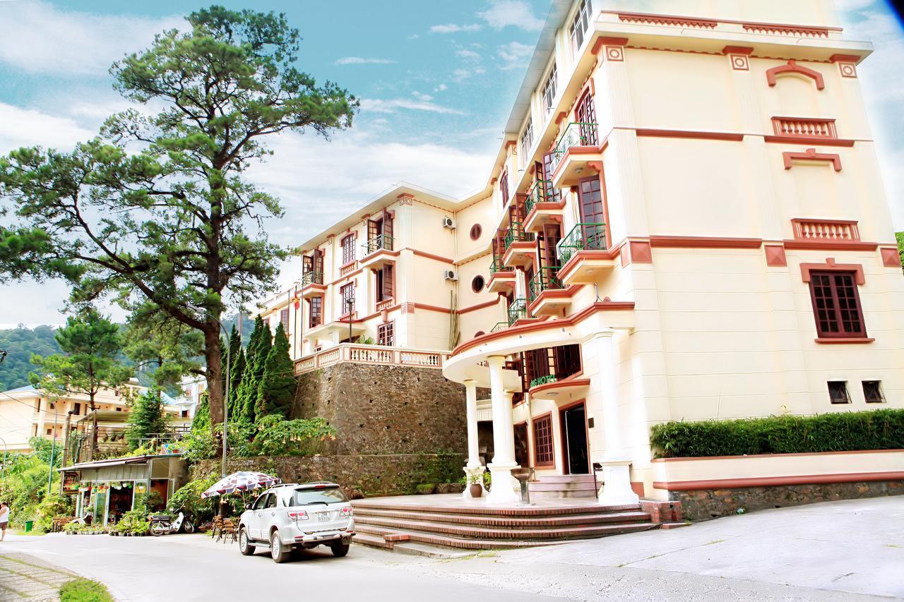 Khach San Cay Thong Hotel Tam Ðảo Exterior foto